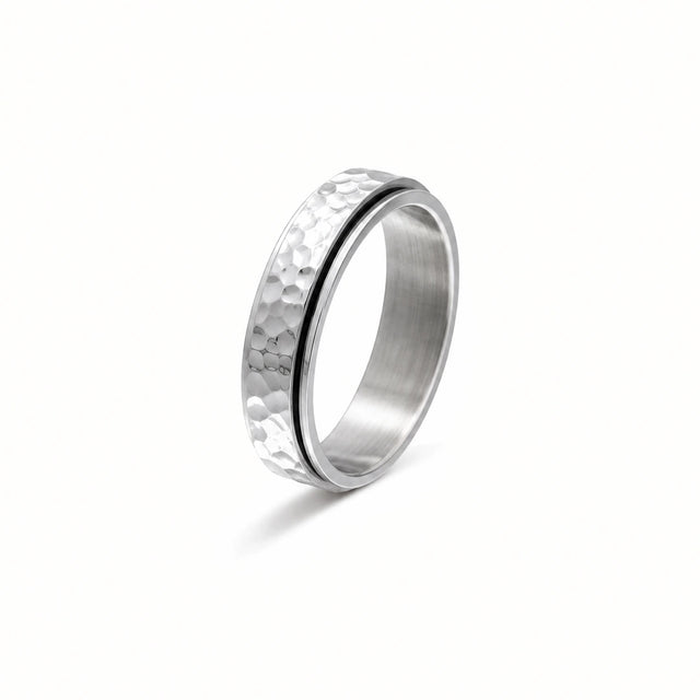 Beautiful and comfortable ring
