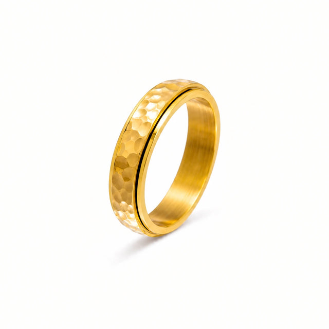 Beautiful and comfortable ring